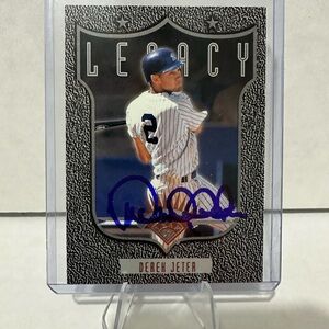 Derek Jeter Signed 1997 Donruss Legacy Baseball Card. COA. Autograph.